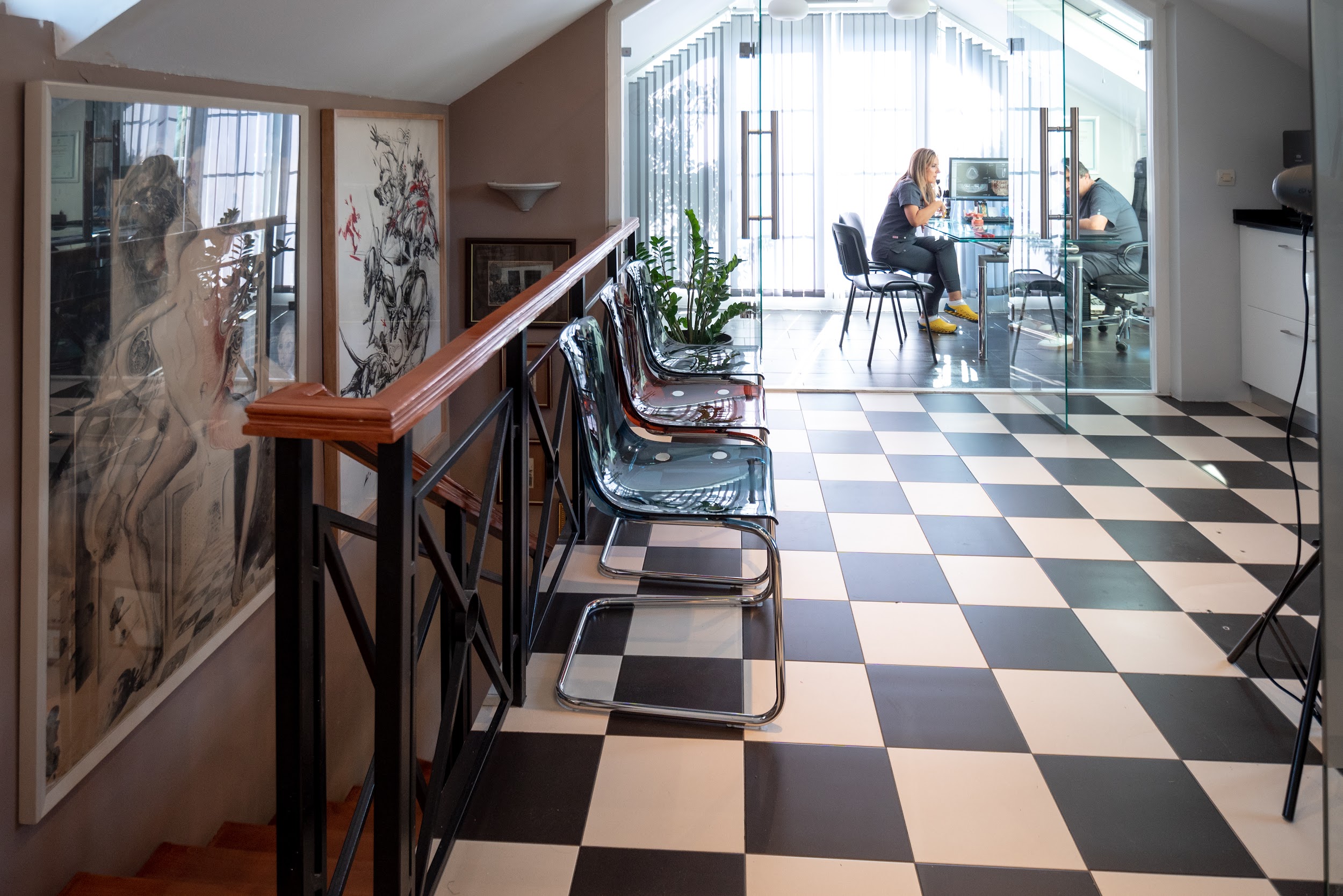 Image hover effect image